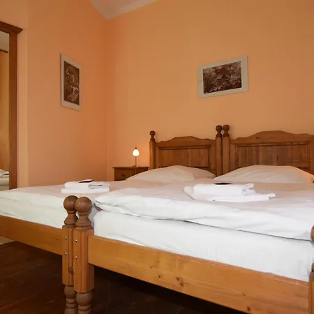 Zamecka Apartma - Castle Aparthotel Cesky Krumlov
